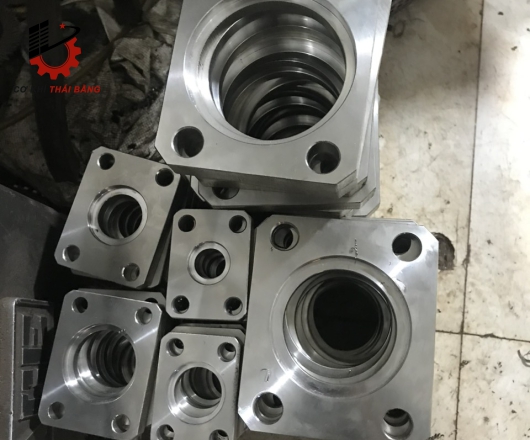 Sản phẩm phay tiện CNC