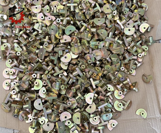 Gia công chi tiết phay tiện cnc