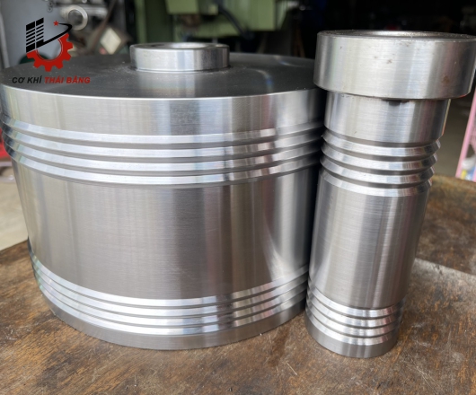 Gia công chi tiết phay tiện cnc